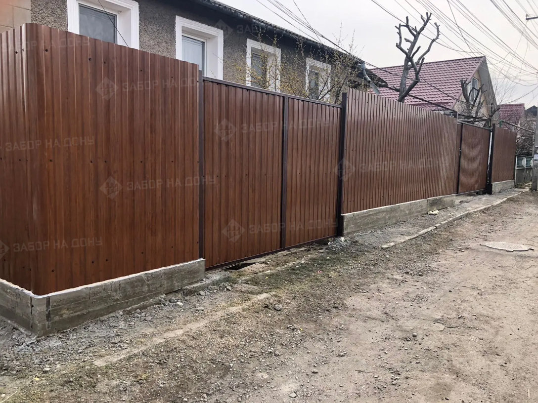 Распашные ворота из профлиста  в Пушкино